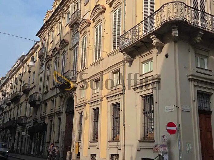 Appartamento bilocale in affitto in Via Cavour, Torino