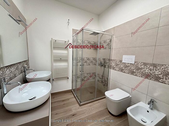 Casa con 5 locali in vendita in Palermo