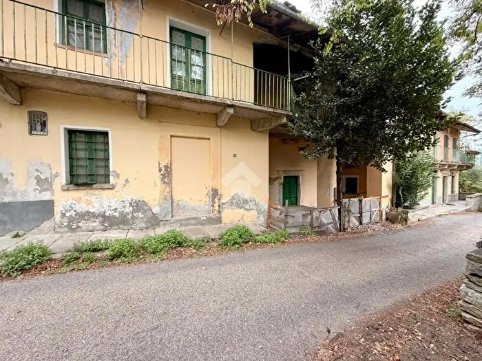 Casa bilocale in vendita in Borgata Achit, Borgone Susa