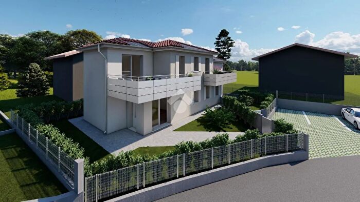 Case in Vendita e in Affitto - 3