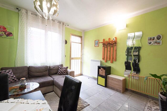 Casa trilocale in vendita in Viale Manzoni, Carpi