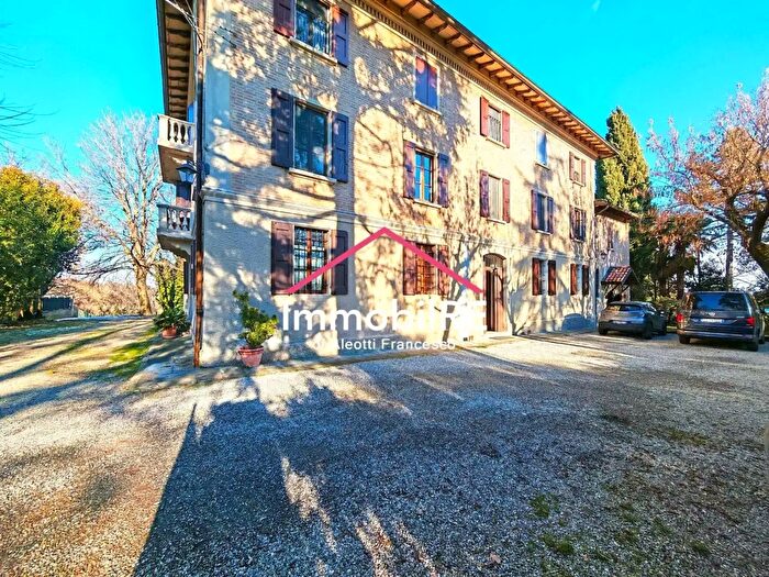 Appartamento trilocale in vendita in Castellarano