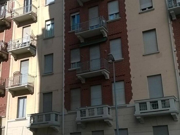 Appartamento bilocale in affitto in Via Millefonti, Nizza Millefonti, Torino
