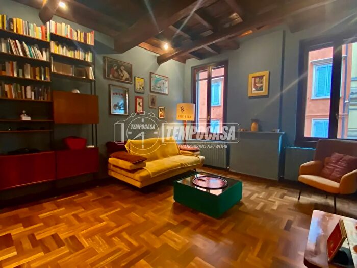 Appartamento trilocale in vendita in Corso Adriano, Modena