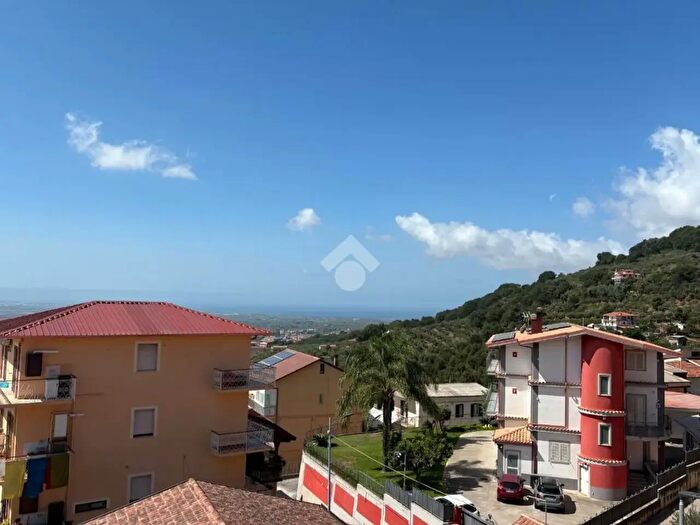 Appartamento quadrilocale in vendita in Via Madonna della Spina, Lamezia Terme