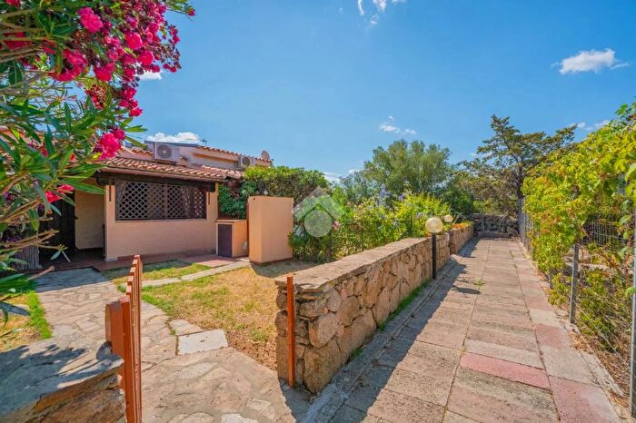 Casa bilocale in vendita in Via Aldo Moro, San Teodoro