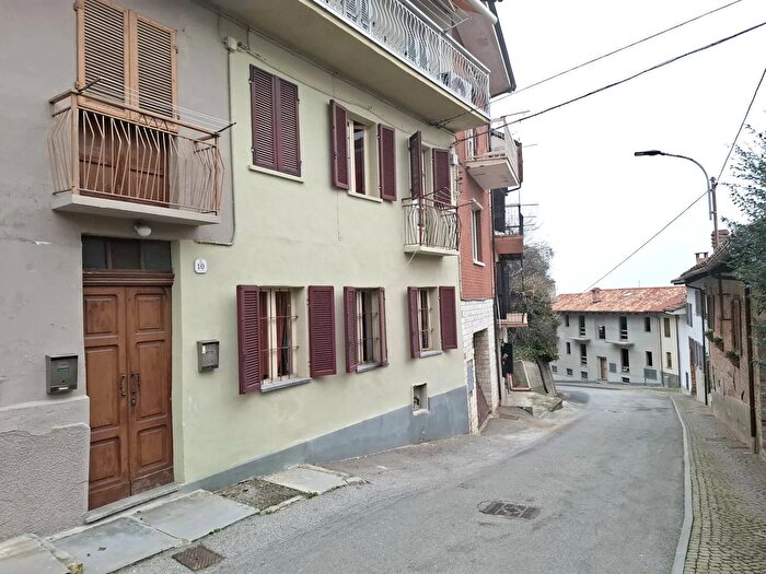 Appartamento quadrilocale in vendita in Castellinaldo