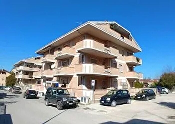 Appartamento trilocale in vendita in Via Vittorio Veneto Chieti Ch, Chieti