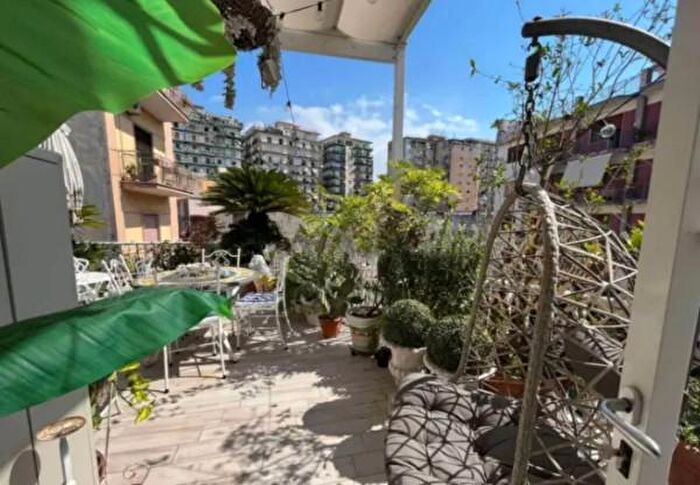 Appartamento con 5 locali in vendita in Corso Umberto I, Torre Annunziata