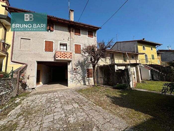 Casa con 5 locali in vendita in Via De Bortoli, San Quirino