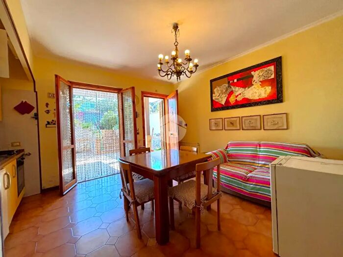 Appartamento trilocale in vendita in Via Doride, Anzio