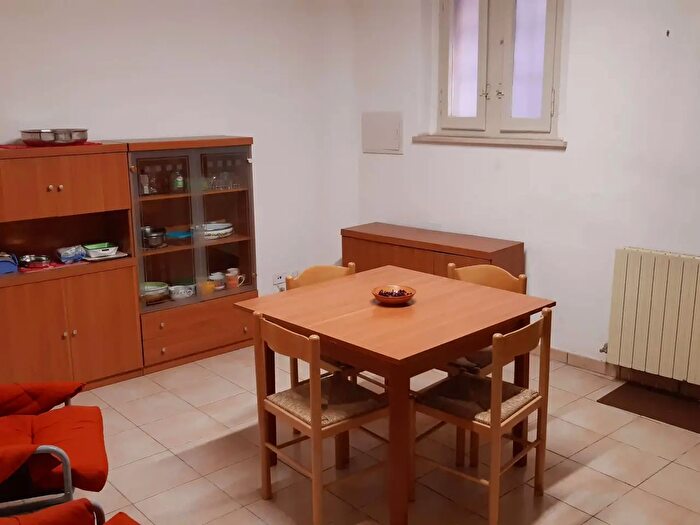 Appartamento trilocale in affitto in Via Imbriani, Perugia