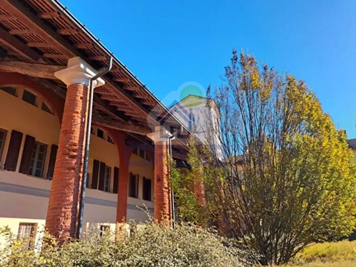 Appartamento con 5 locali in vendita in Via Sesto, Cremona