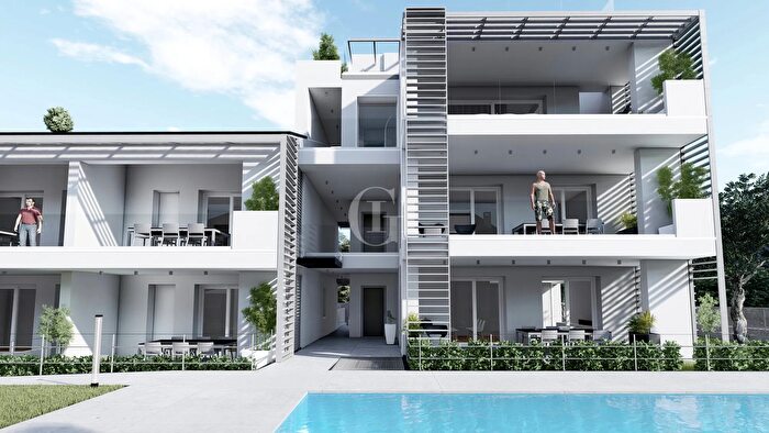 Appartamento trilocale in vendita in Via Fornaci, Peschiera Del Garda