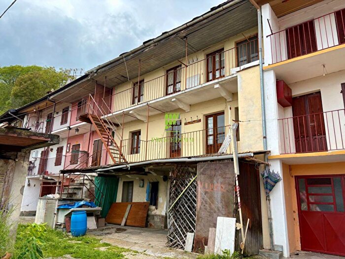 Casa con 7 locali in vendita in Borgata San Filippo, Giaveno