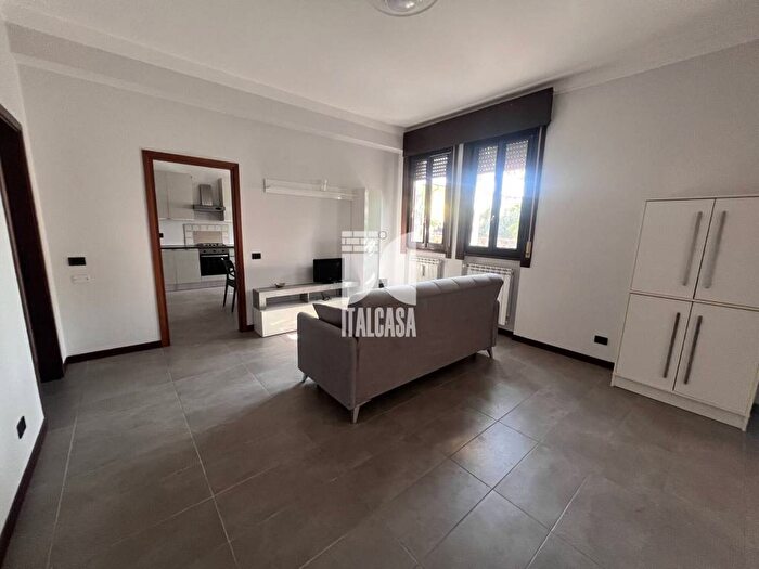 Appartamento quadrilocale in affitto in Eremo, Curtatone