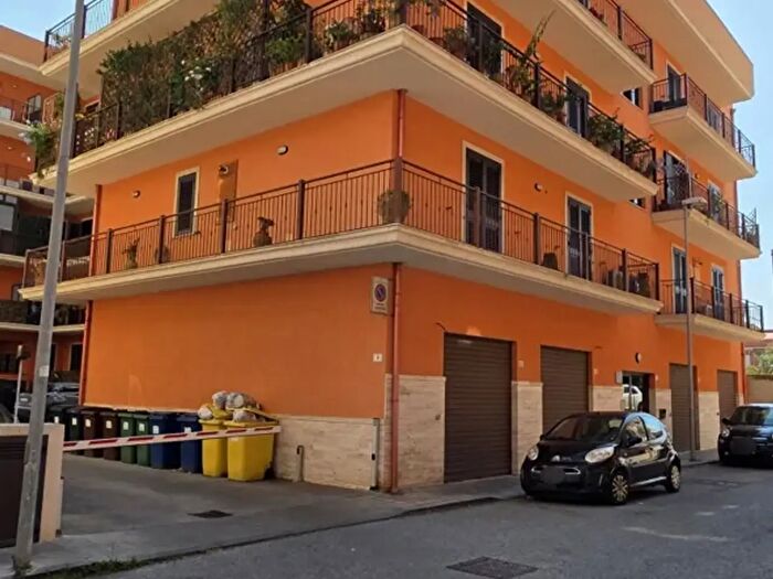 Appartamento trilocale in vendita in Via Giuseppe Piaggia Snc, Milazzo