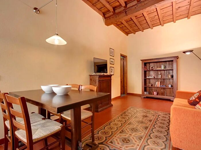 Appartamento bilocale in vendita in Via dell'Oriuolo, Firenze