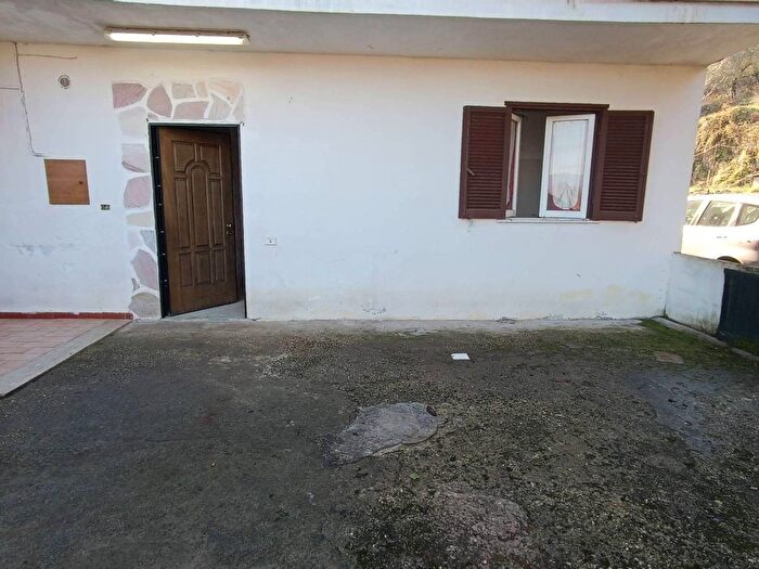 Appartamento trilocale in vendita in Contrada Pozzotello, Castro Dei Volsci