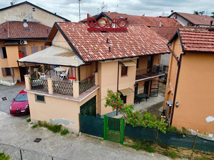 Appartamento trilocale in affitto in Via Gran Sasso, Torino