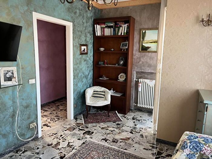 Appartamento quadrilocale in vendita in Via dei Giacinti, Diano Marina