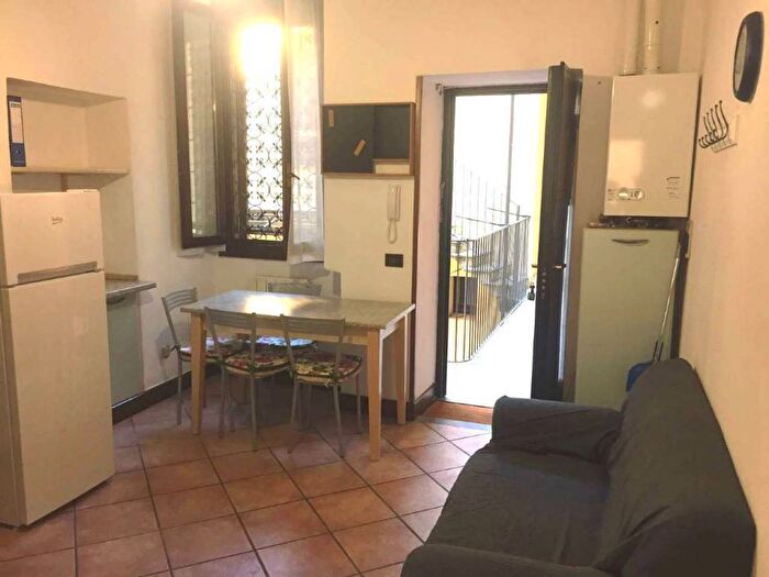 Appartamento bilocale in affitto in via Torricelli, Ascanio Sforza, Milano