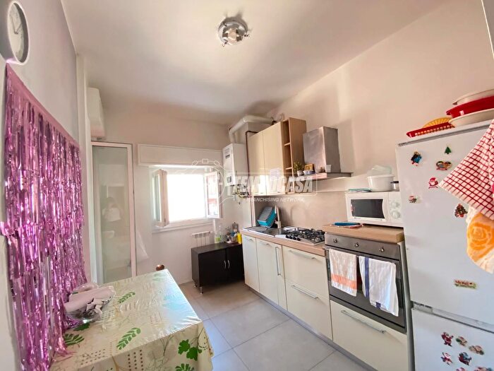 Appartamento trilocale in vendita in Pioltello