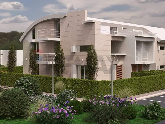 Casa bilocale in vendita in Via Alfredo Giovine, Bari