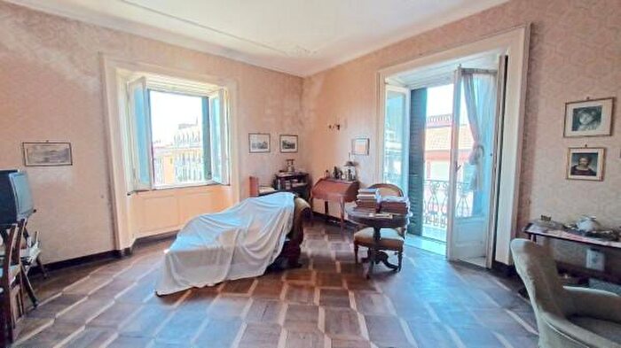 Appartamento con 6 locali in vendita in La Spezia