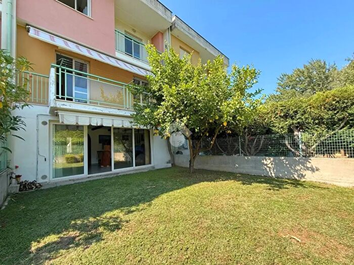 Casa con 6 locali in vendita in Via Toscana, San Salvo