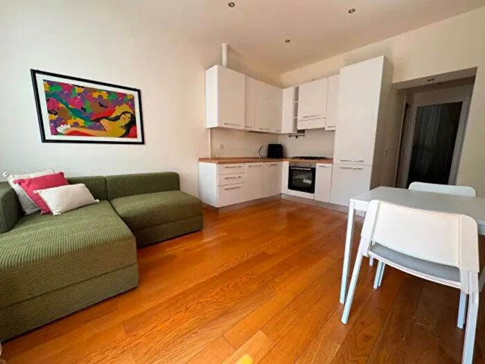 Appartamento bilocale in affitto in Via Piero della Francesca, Milano