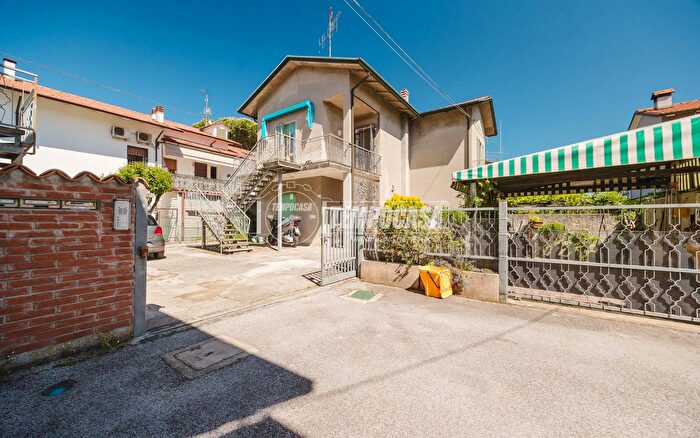 Appartamento trilocale in vendita in Via Niccolò Copernico, Cervia