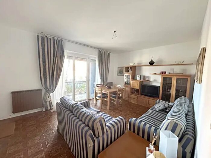 Appartamento quadrilocale in affitto in Riccione