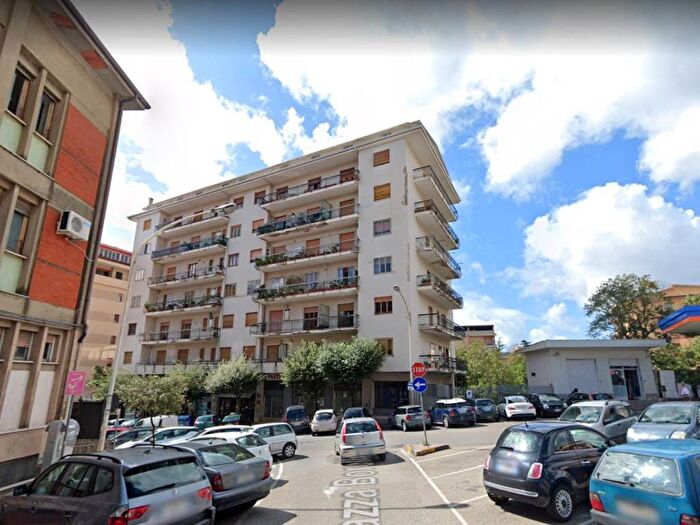 Appartamento con 5 locali in affitto in Nicastro Sambiase, Lamezia Terme