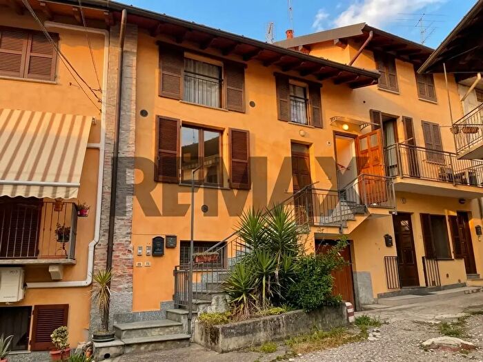 Appartamento trilocale in vendita in Via G Prati, Varese