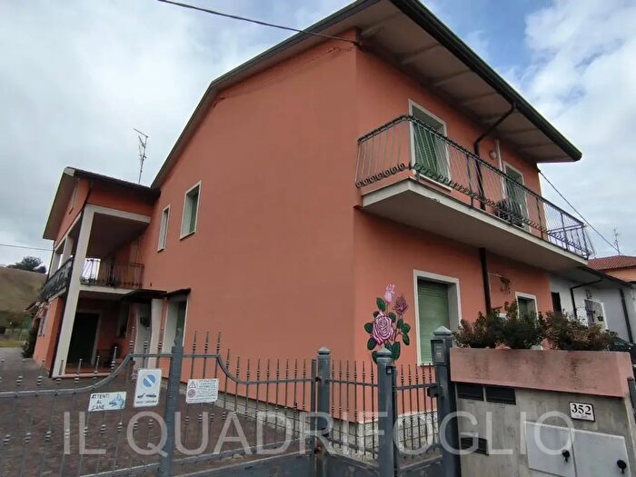 Appartamento trilocale in vendita in Via Gallo, Cesena