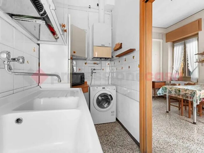 Appartamento trilocale in vendita in Via dei Lavoratori, Corsico