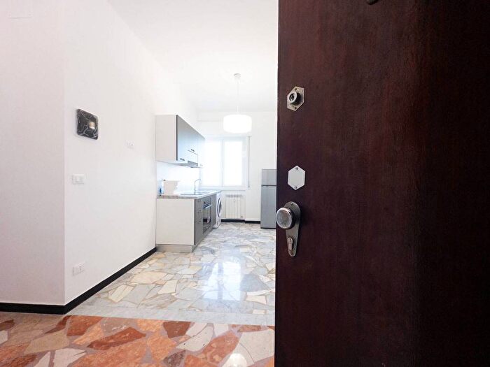 Appartamento bilocale in affitto in Via Angelo Siffredi, Sestri Ponente, Genova