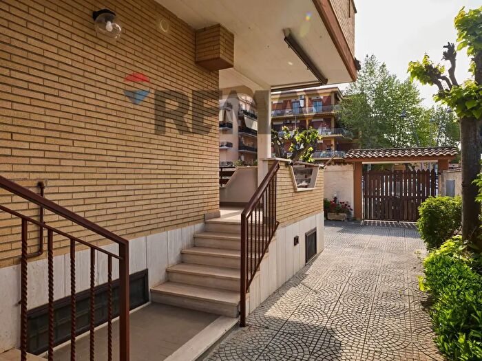 Case in Vendita e in Affitto - 3