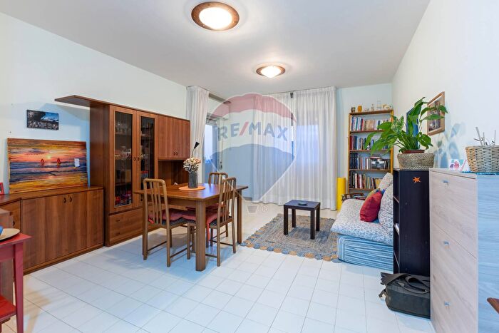 Appartamento quadrilocale in vendita in Via Pio La Torre, Ragusa