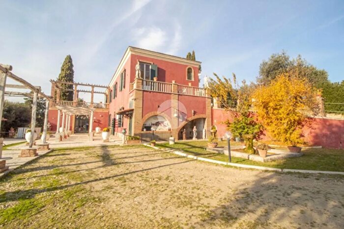 Casa con 5 locali in vendita in Str dei Colli, Palombara Sabina