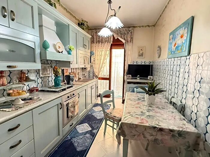 Appartamento trilocale in vendita in Via Guglielmo Marconi, Sant'Anastasia