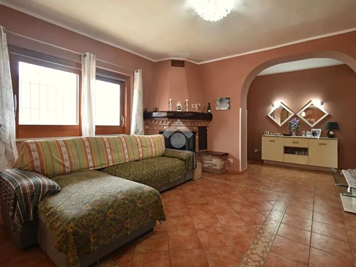 Casa quadrilocale in vendita in Via del Murillo, Sermoneta