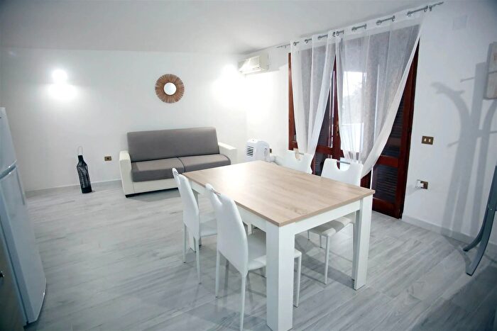 Appartamento bilocale in vendita in Via delle Rondini, Calasetta