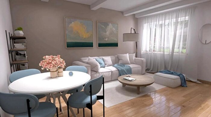 Casa con 6 locali in vendita in Viareggio