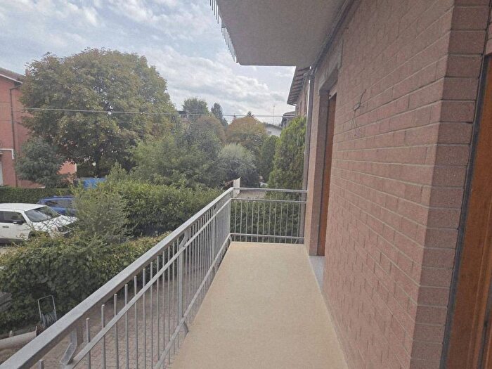 Appartamento quadrilocale in affitto in Via Valdagno, Portile Paganine, Modena