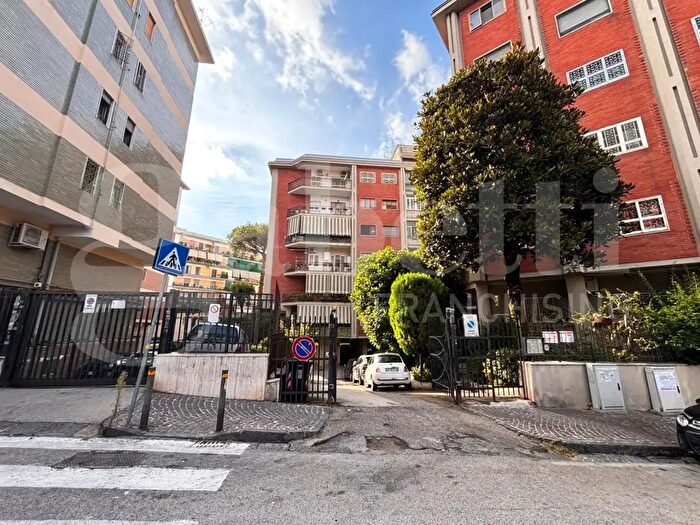 Appartamento quadrilocale in vendita in Via Edoardo Nicolardi, Napoli