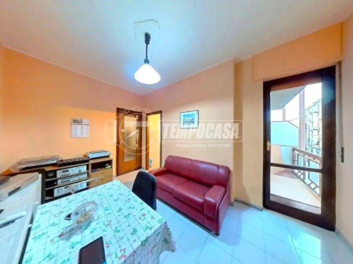 Appartamento trilocale in vendita in Corso Vercelli, Torino