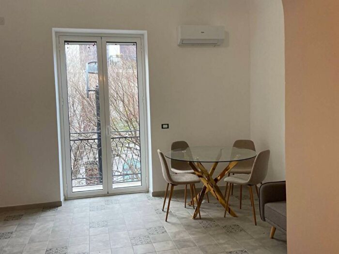 Appartamento trilocale in affitto in Via Giuseppe Mazzini, Politeama Ruggiero Settimo, Palermo