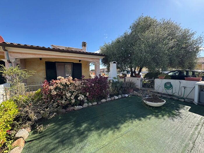 Appartamento trilocale in vendita in Sa Petra Ruja Via Mare Libico, Siniscola